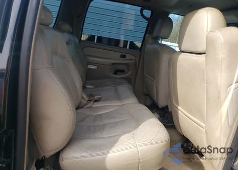 2002 Chevrolet Suburban C1500 z USA, uszkodzony, nr VIN 3GNEC16ZX2G307061